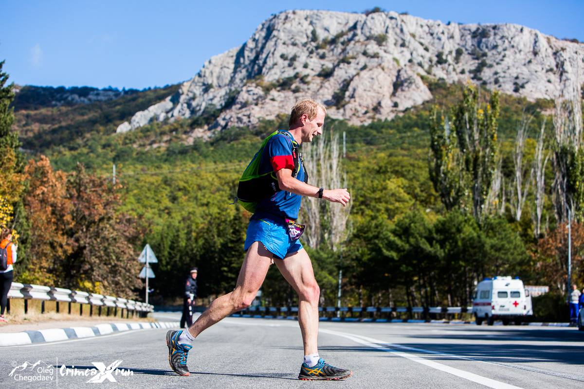 X running. Константин Иванов бег. Константин Иванов Пермь бег. Crimea x Run. Ивановы бега.