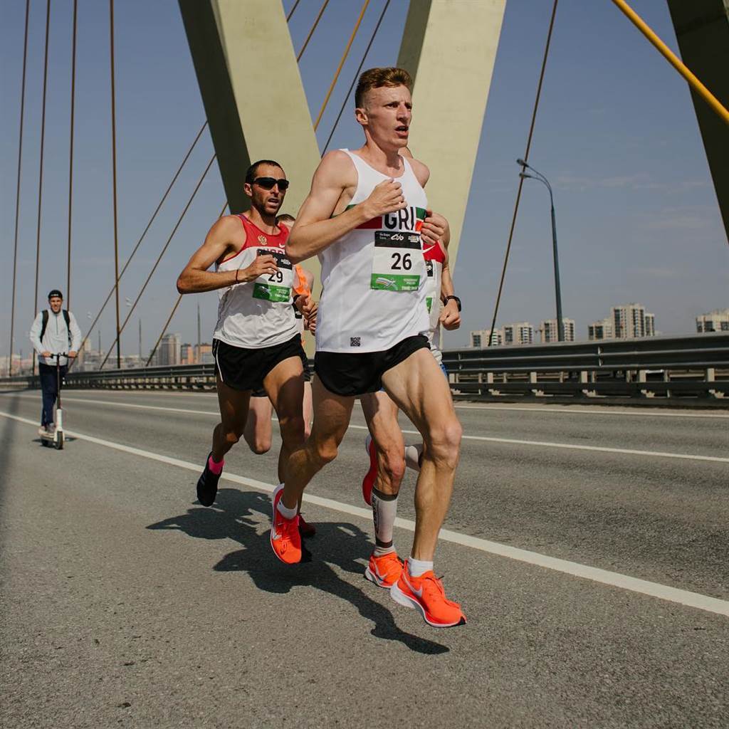степан киселев на казанском марафоне 2019. питание на длинных дистанциях