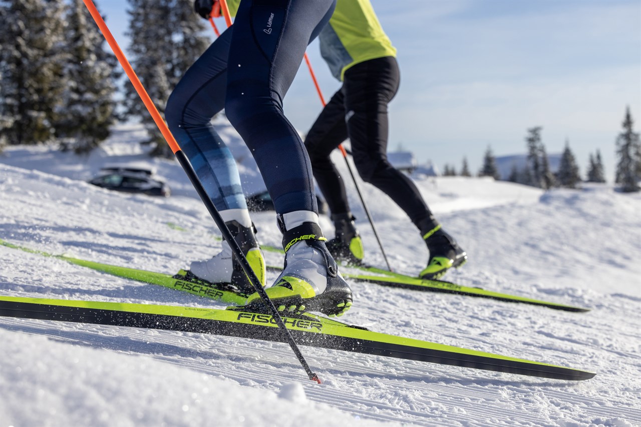 Как мазать лыжи для классического хода: с утюгом и без — советы и инструкция